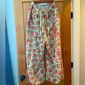 NWT Natural Life wide leg floral crop pant